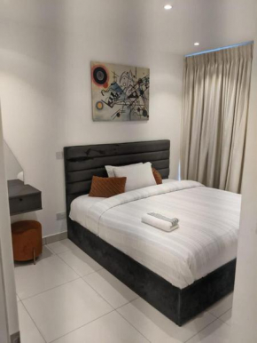 The Lennox Suite Room